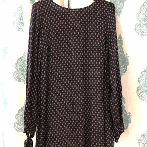 H&M Dresses - H&M Patterned Shift Dress H&M Dresses - H&M Patterned Shift Dress